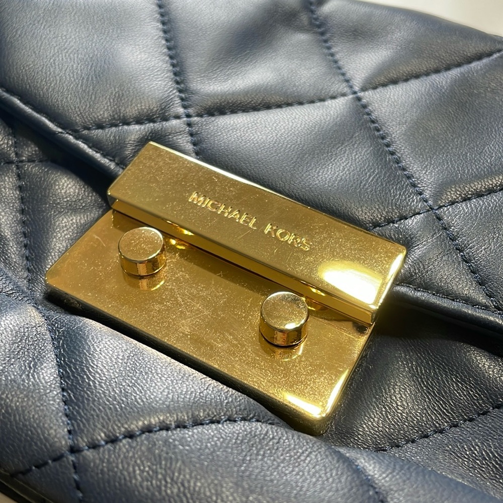 Michael Kors Navy Quilted Shoulder Bag - Picture 7 of 8